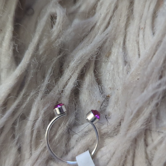 Ring - Picture 2 of 2